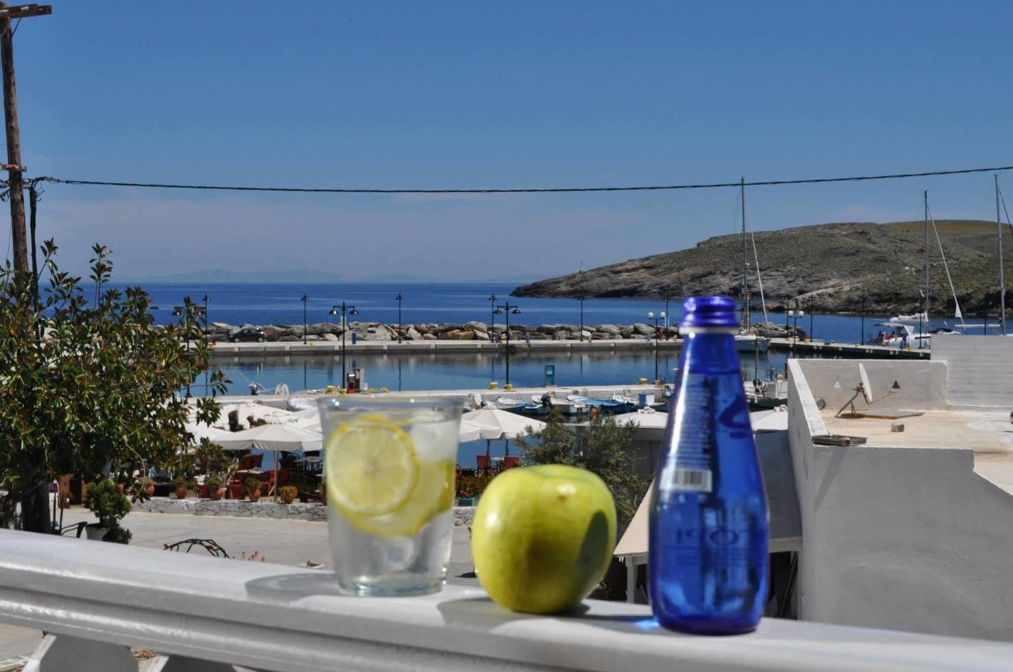 Kythnos Bay Hotel Loutrá 외부 사진